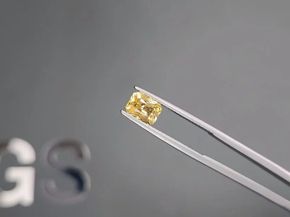 Unheated Intense yellow sapphire in radiant cut 1.56 carats, Sri Lanka Image №3