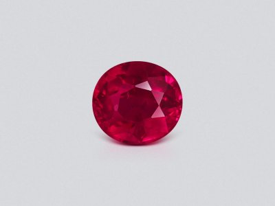 Untreated Pigeon's Blood red ruby in oval cut 0.42 carats, Burma  photo