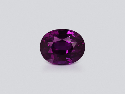 Purple sapphire oval cut 3.10 carats, Sri Lanka photo