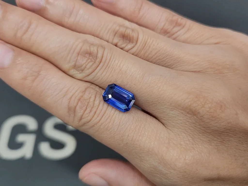 Blue sapphire octagon cut 4.01 carats, Sri Lanka Image №2
