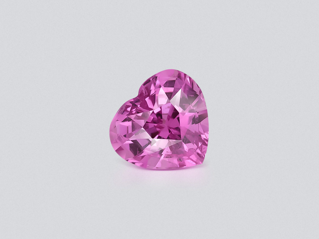 Pink spinel heart cut  2.02 carats, Tanzania Image №1
