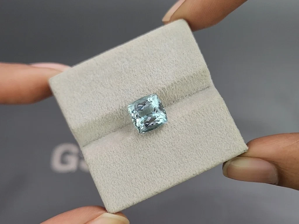 Aquamarine cushion cut 4.18 carats, Madagascar  Image №4
