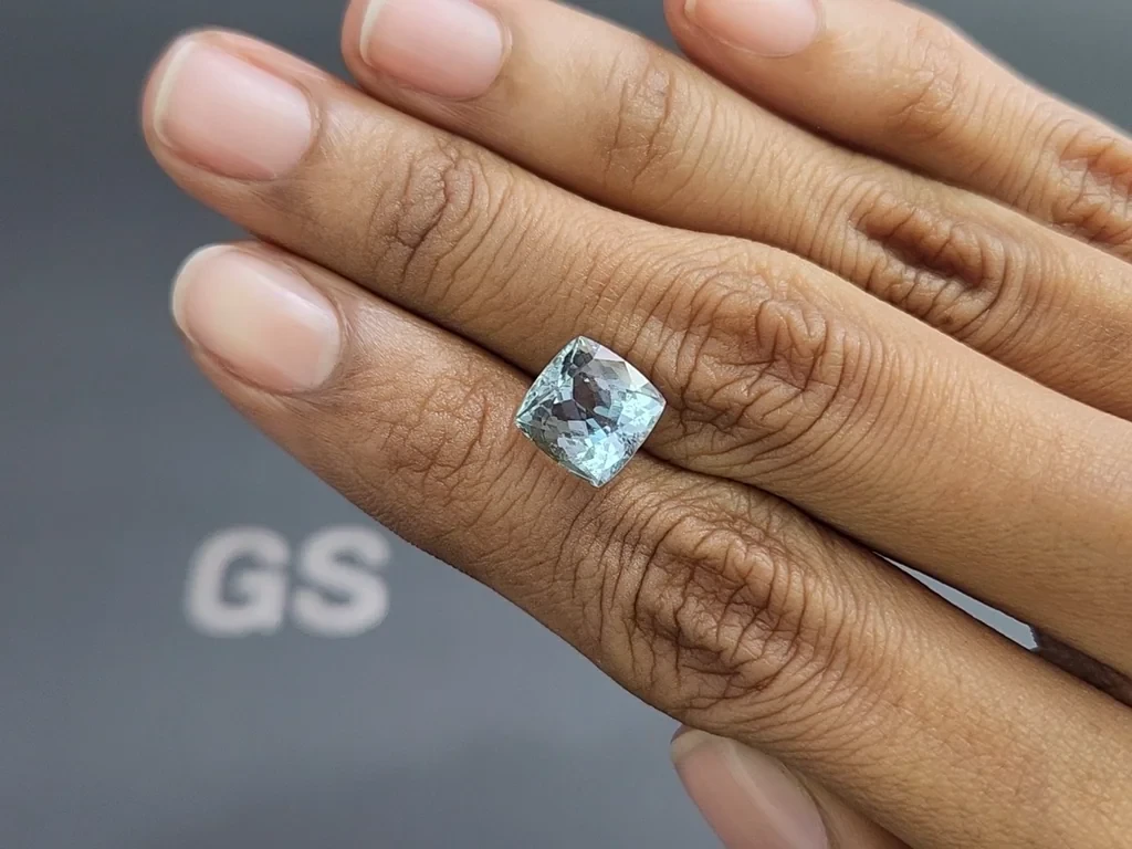 Aquamarine cushion cut 4.18 carats, Madagascar  Image №2