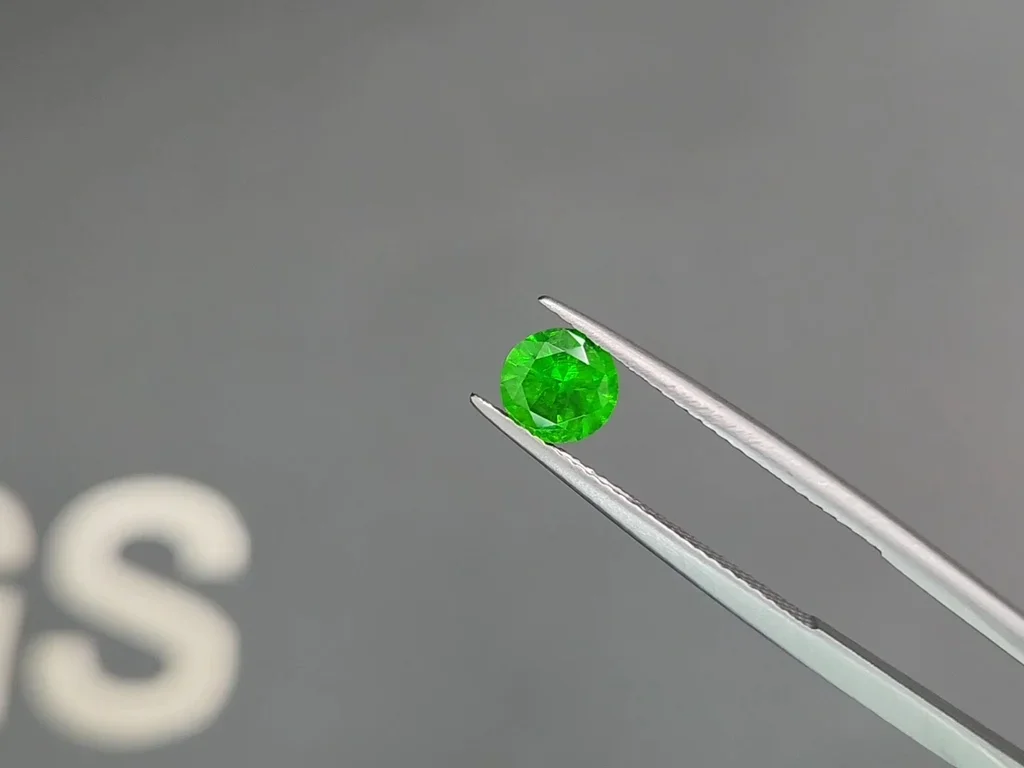 Russian demantoid garnet 0.94 ct Image №3