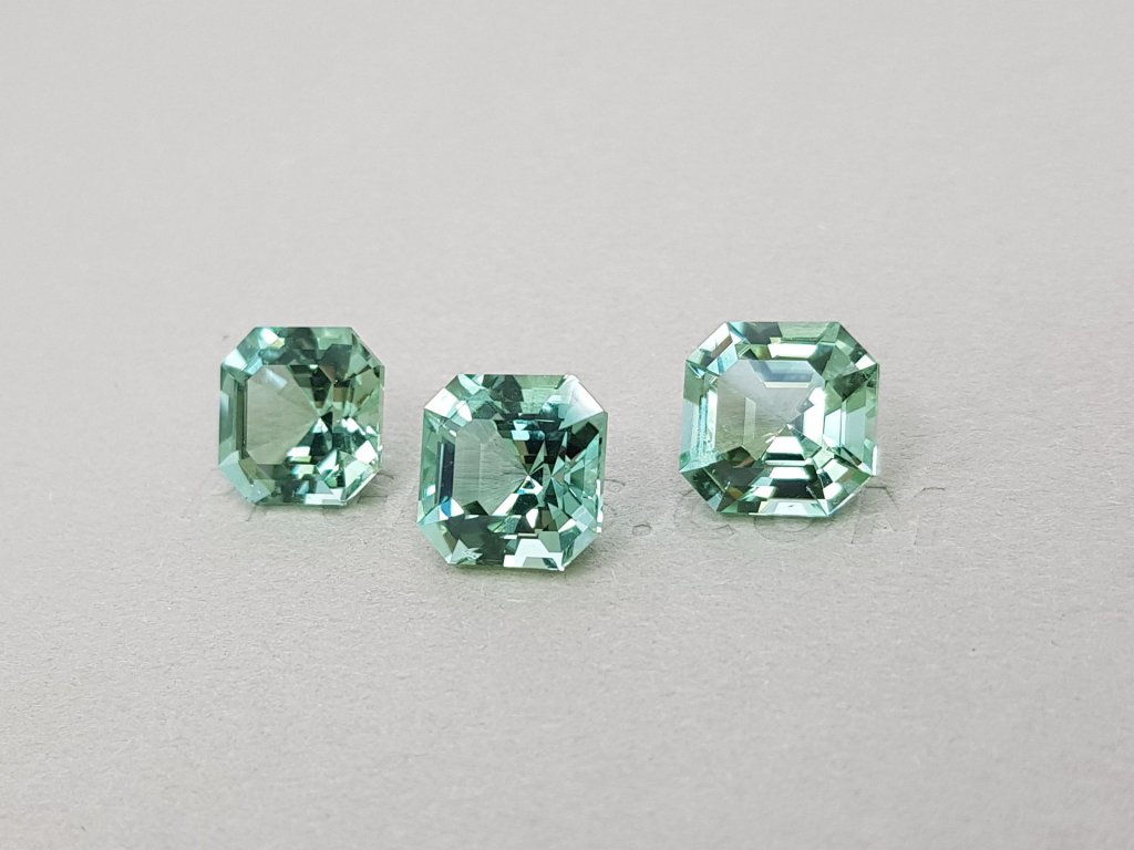 Set of three 12.33 ct mint tourmalines Image №3