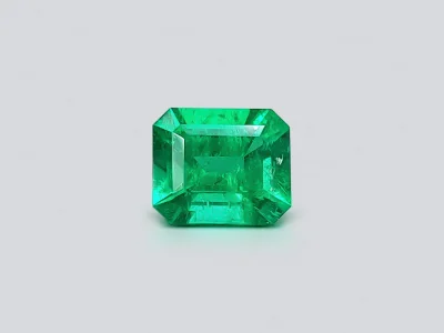 Vivid Green emerald 1.50 ct, Colombia photo