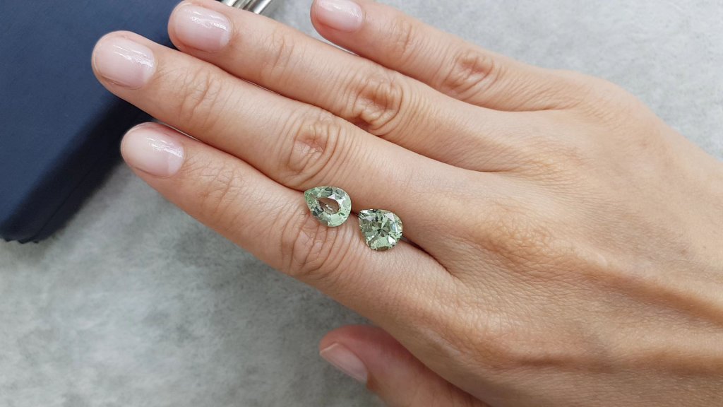 Pair of rare green beryl in pear cut 4.03 carats, Nigeria Image №2