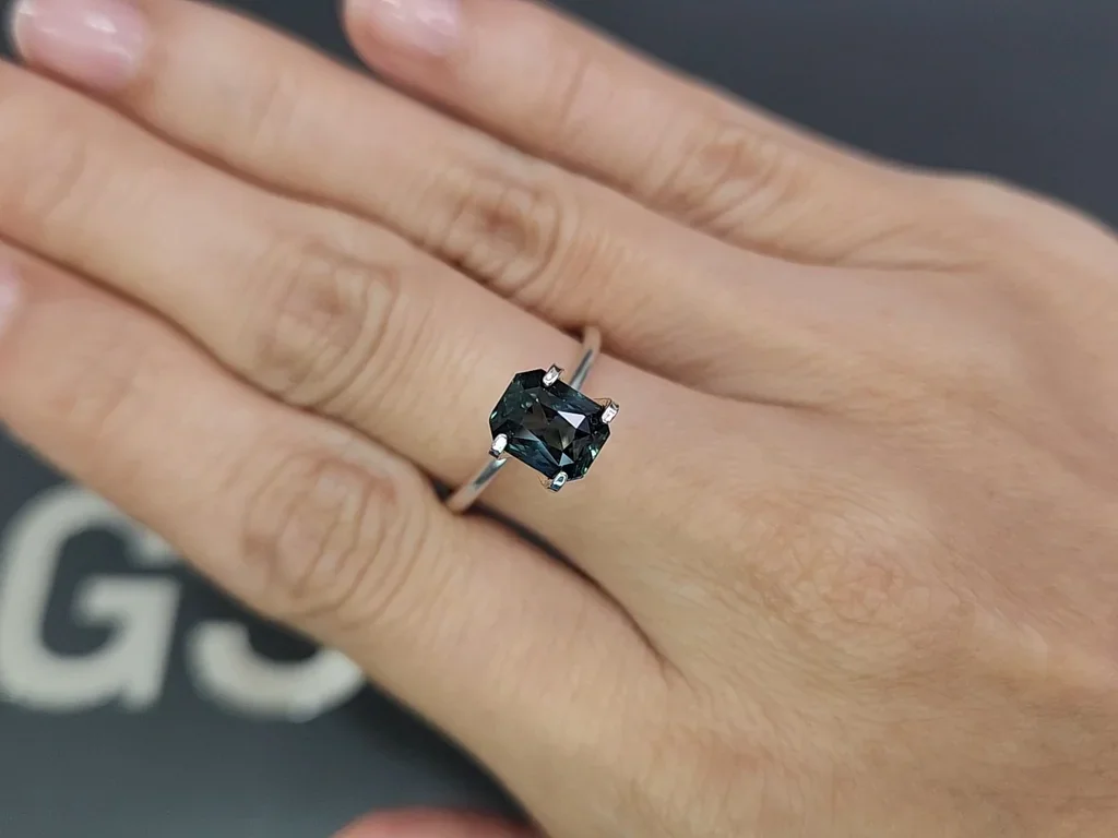 Unheated Teal sapphire radiant cut 2.24 carats, Sri Lanka Image №5