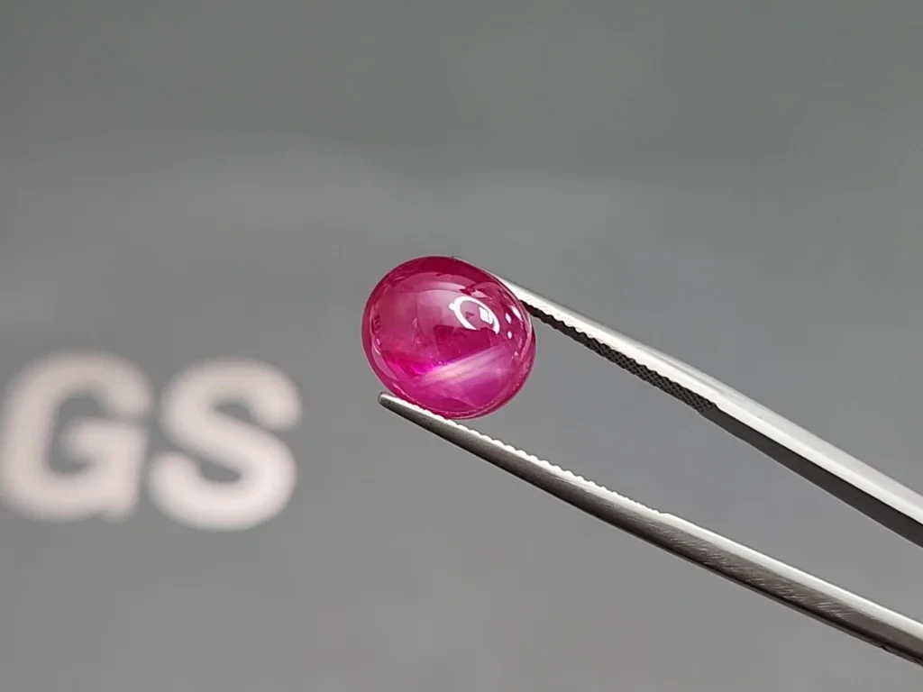 Unheated star ruby cabochon cut 10.89 carats, Burma, GRS Image №5