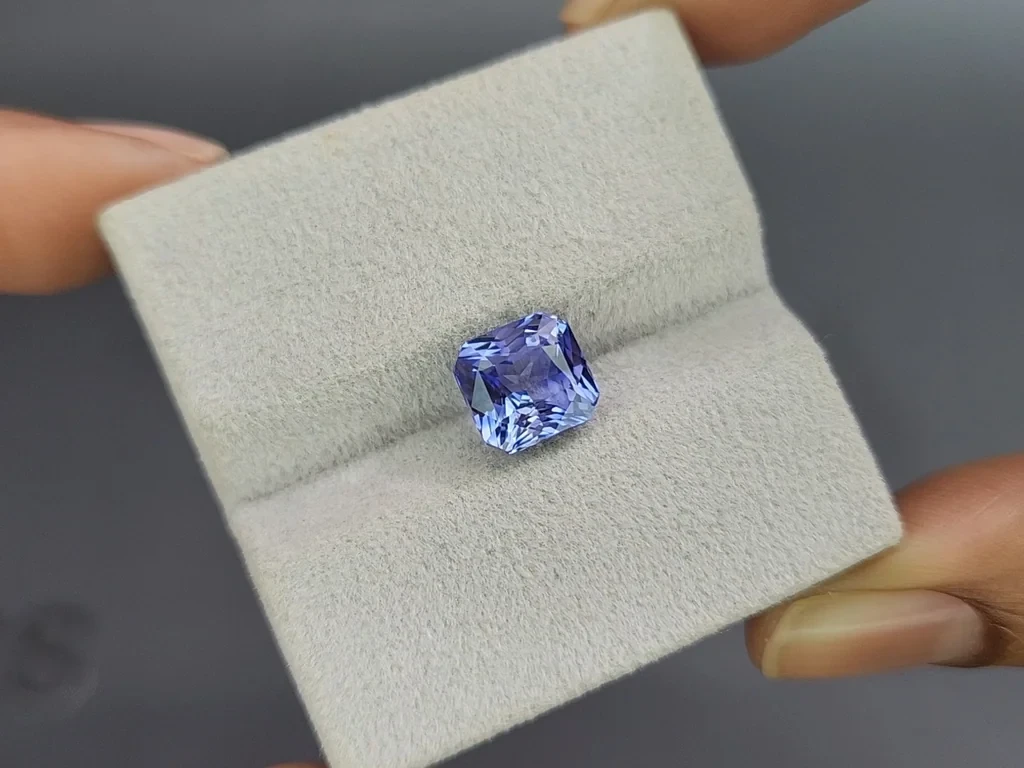 Blue sapphire radiant cut 4.05 carats, Sri Lanka Image №4