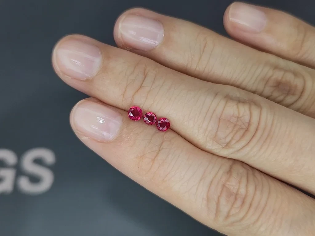 Set of rubies Pigeon Blood Red round cut 0.57 carats, Mozambique Image №2