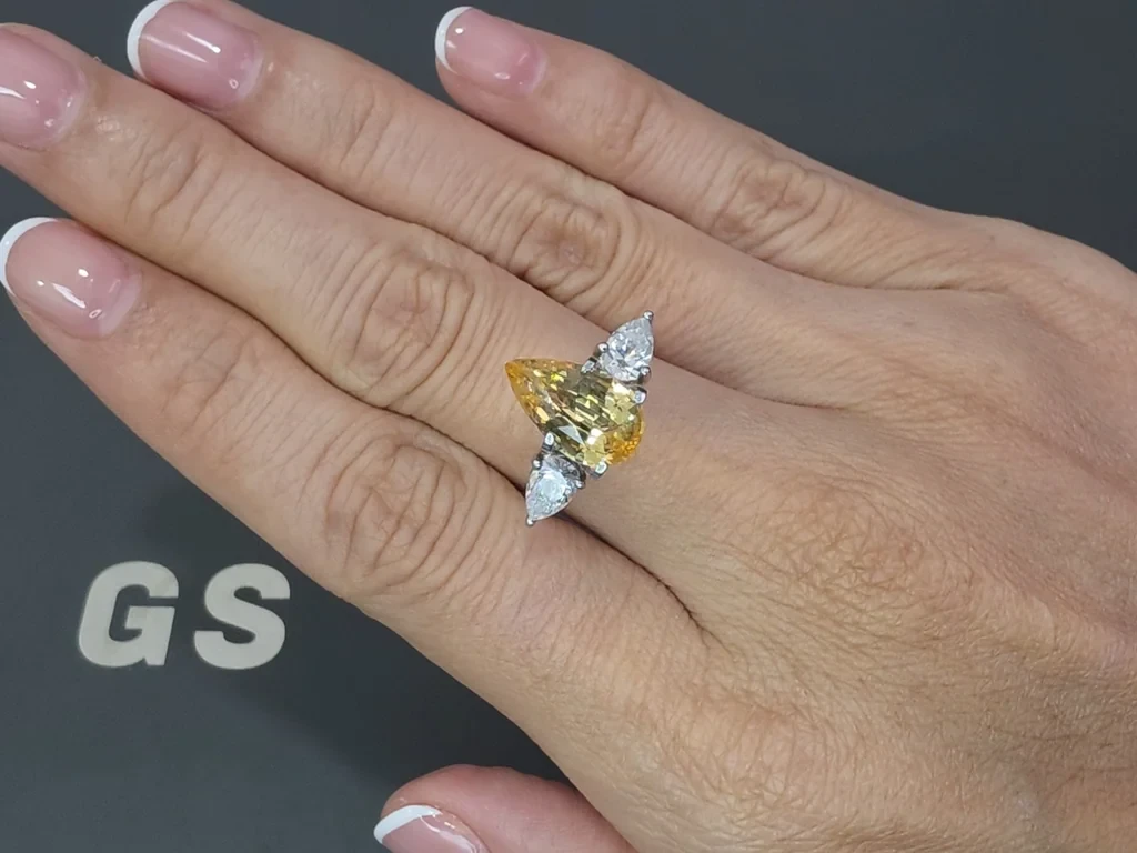 Unheated Vivid yellow sapphire pear cut 3.28 carats, Sri Lanka Image №5