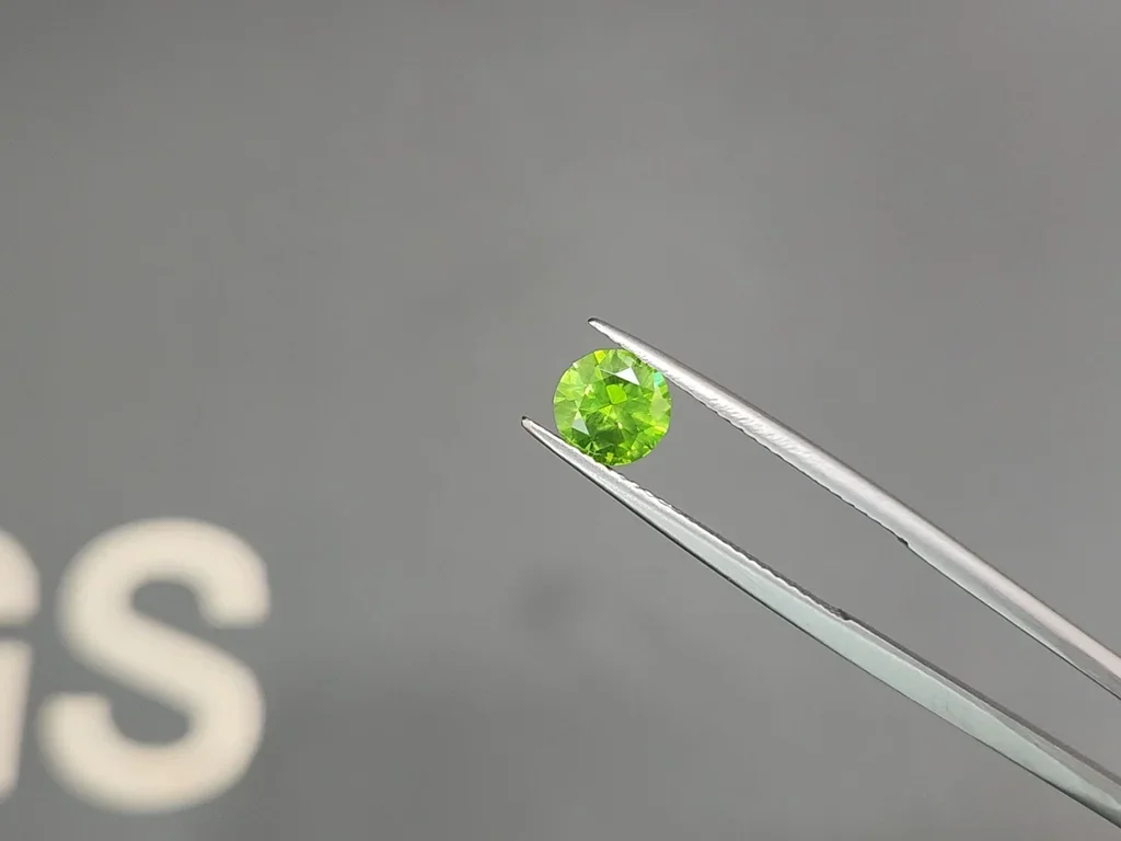 Demantoid with horse tail like inclusion 1.09 ct, Ural Mountains, Russia Image №3