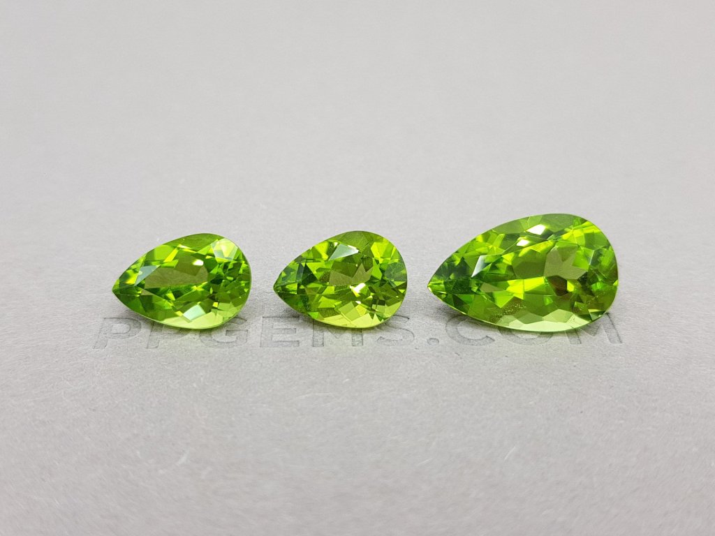 Bright Burmese Peridot Set 20.52ct Image №1