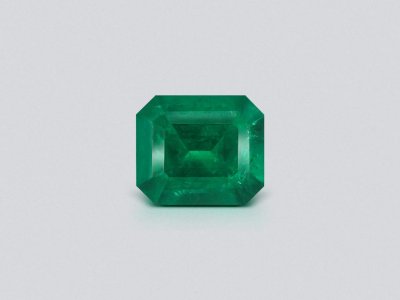 Intense emerald octagon cut 1.32 ct, Colombia photo