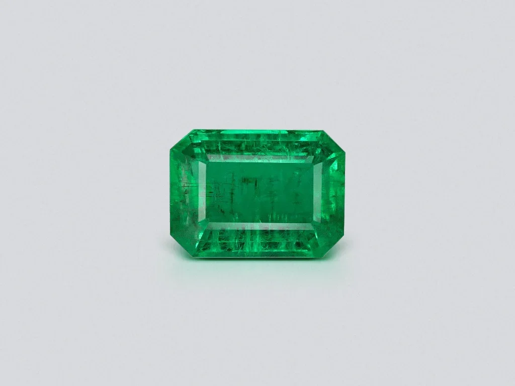 Vivid Green emerald 3.97 carats in octagon cut, Zambia Image №1