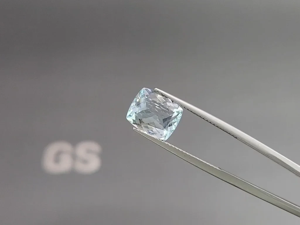 Aquamarine cushion cut 3.21 carats, Madagascar  Image №3