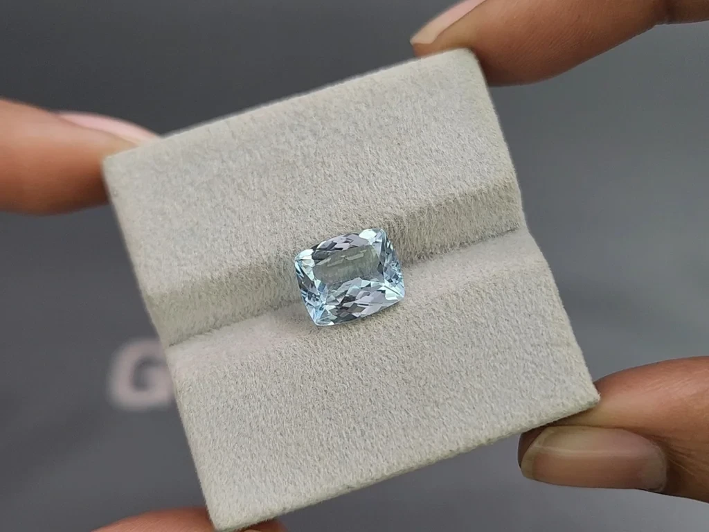 Aquamarine cushion cut 3.21 carats, Madagascar  Image №4