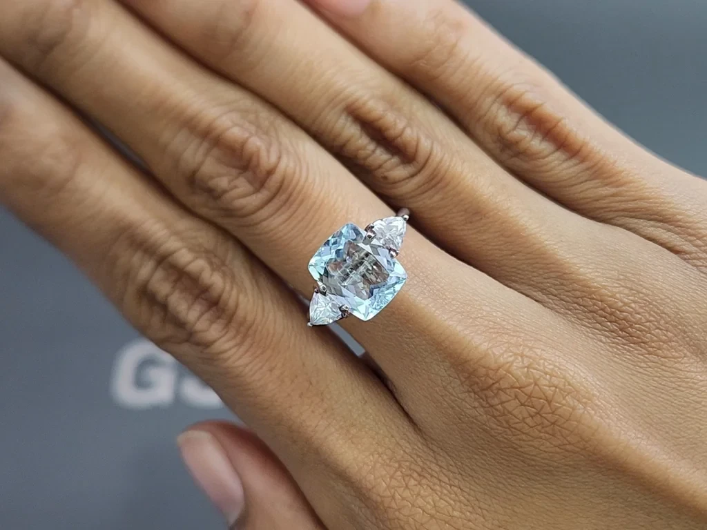 Aquamarine cushion cut 3.21 carats, Madagascar  Image №5