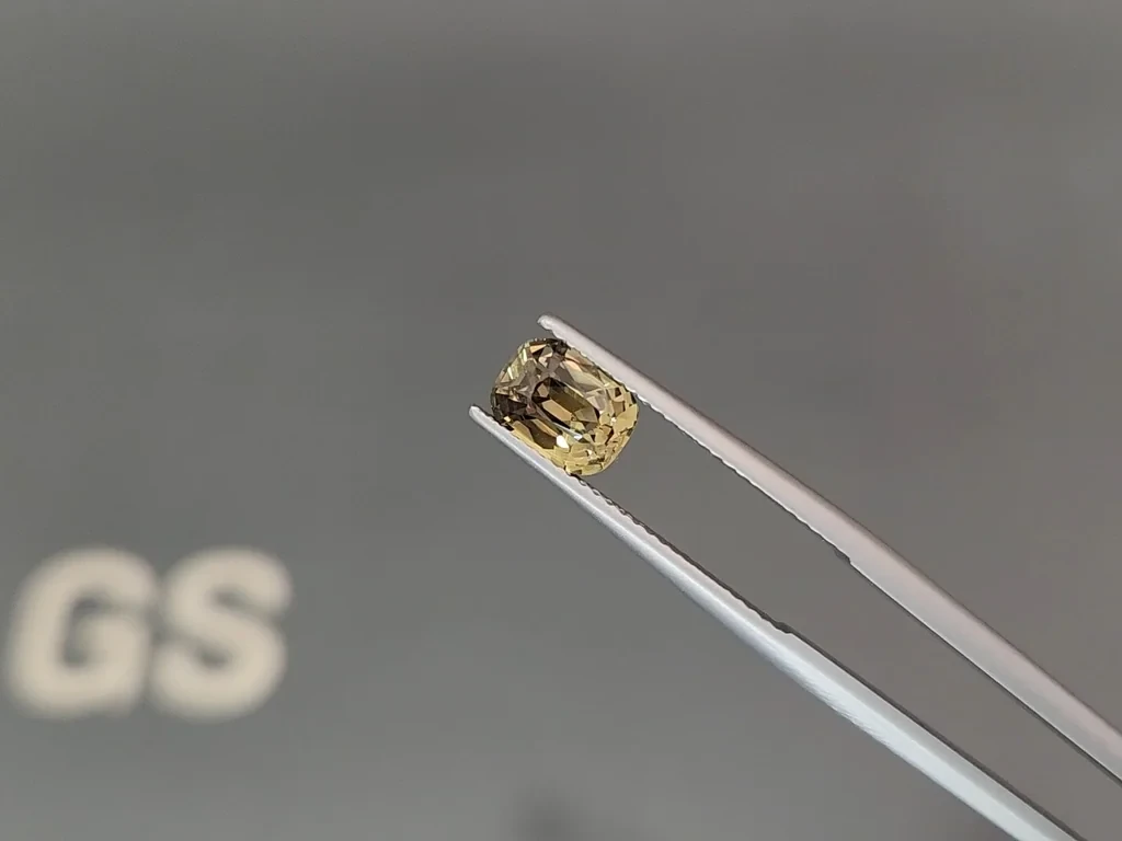 Unheated sapphireTeal cushion cut 1.74 carats, Madagascar Image №3