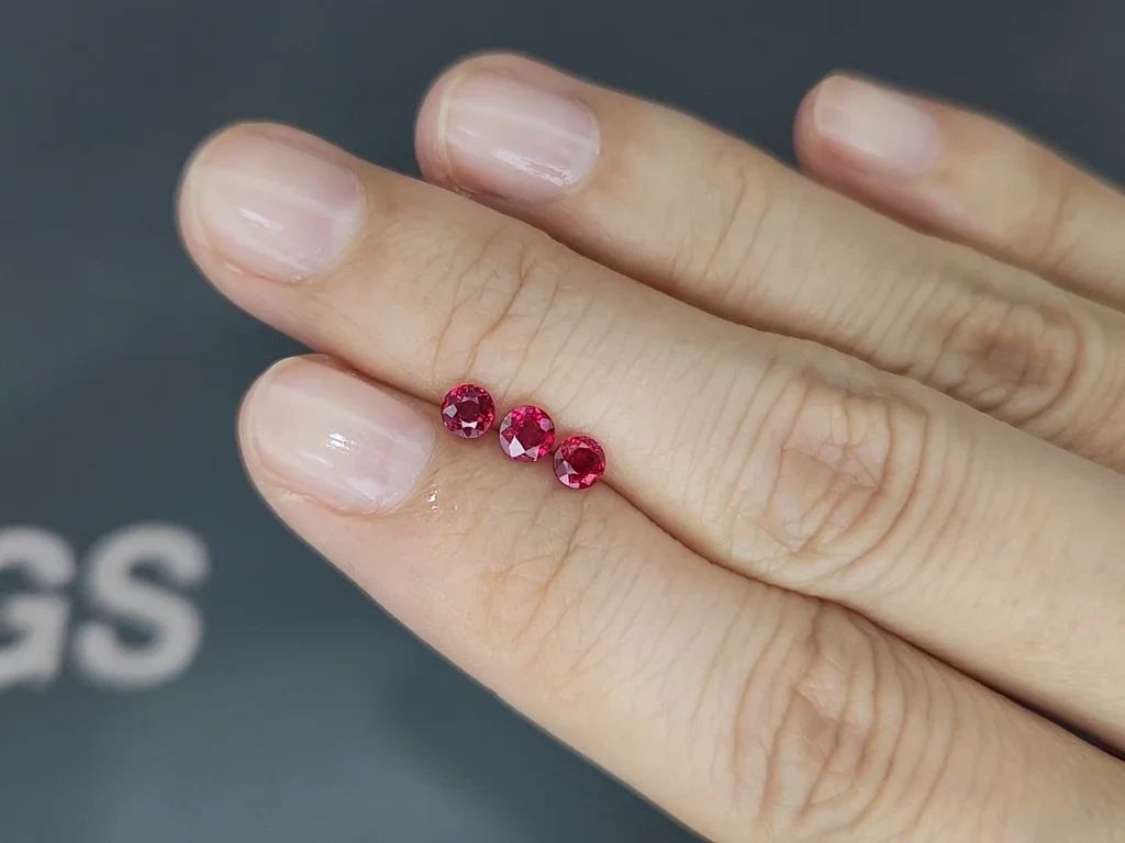 Set of rubies Pegeon Blood Red  round cut 0.80 carats, Mozambique Image №2