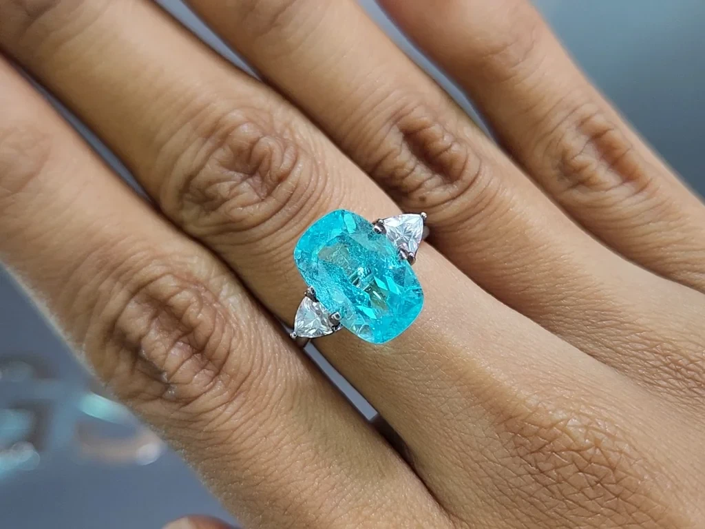 Investment-grade neon-blue Paraiba tourmaline, cushion cut, 5.26 carats, Brazil, GRS, GIA Image №9