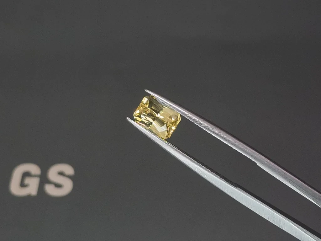Unheated Vivid yellow sapphire radiant cut 1.51 carats, Sri Lanka Image №3