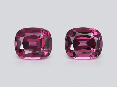 Pair of rhodolite garnets cushion cut 2.87 carats, Madagascar photo