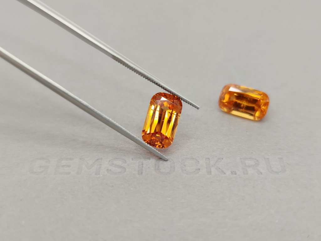 Pair of vibrant cushion cut Fanta-coloured spessartines 8.03 ct, Nigeria Image №4