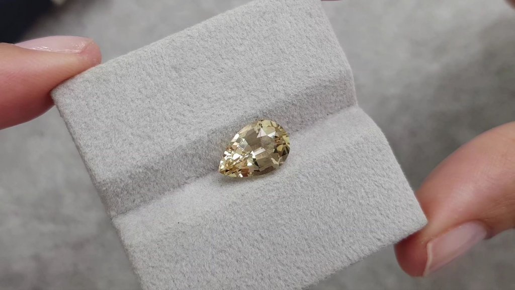 Yellow beryl in pear cut 2.36 carats, Nigeria Image №4