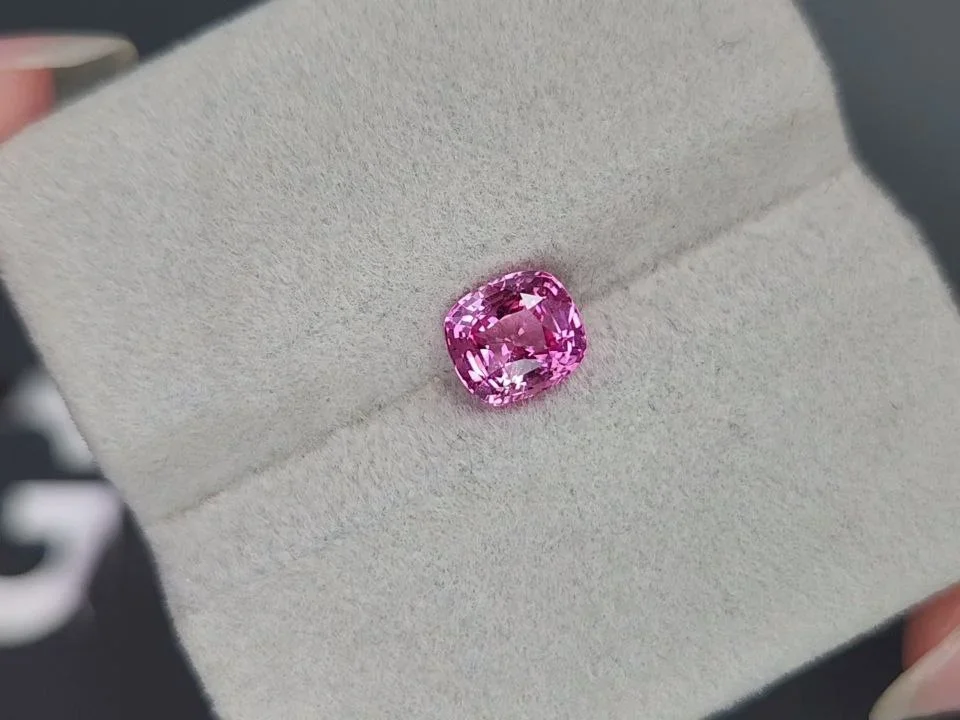 Mahenge pink spinel in cushion cut 1.57 carats, Tanzania Image №4