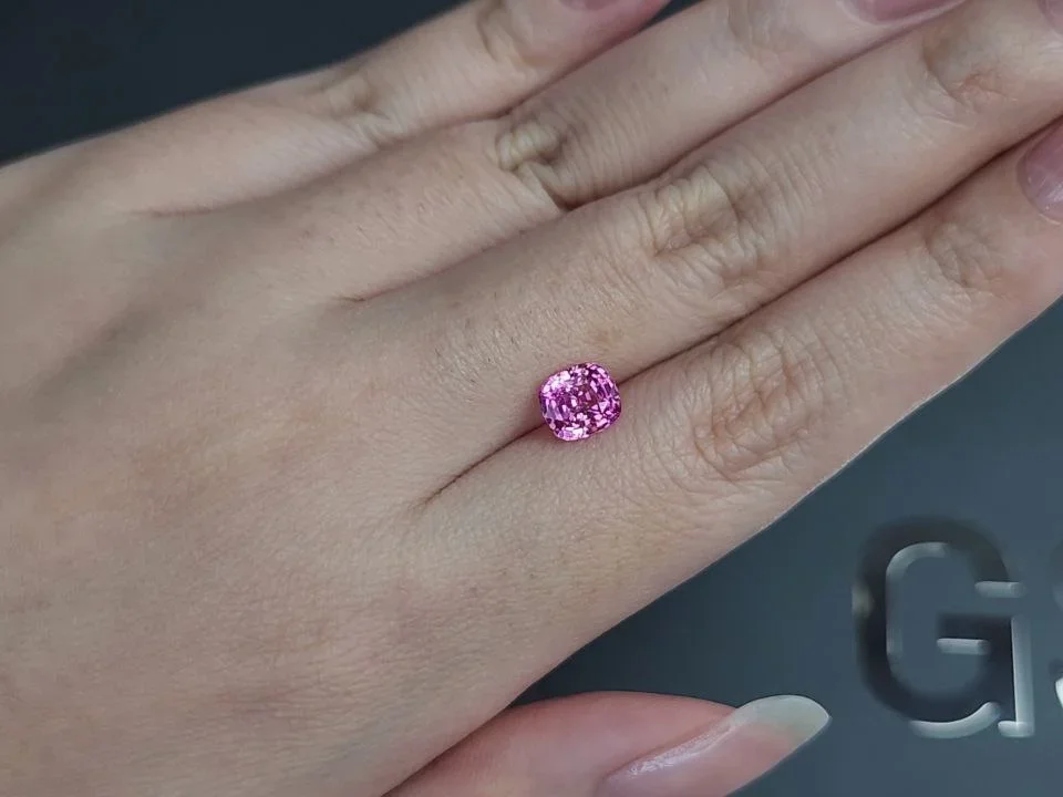 Mahenge pink spinel in cushion cut 1.57 carats, Tanzania Image №2