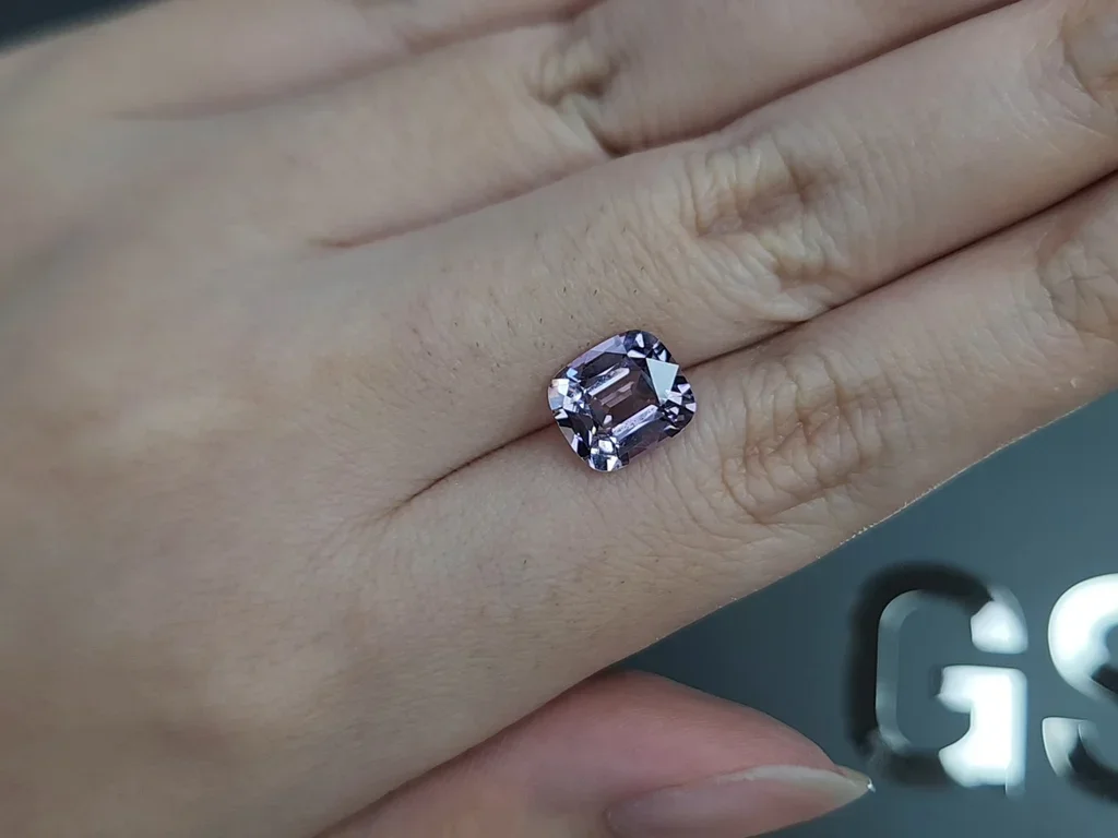 Lavender spinel  cushion cut 3.12 carats, Burma Image №2