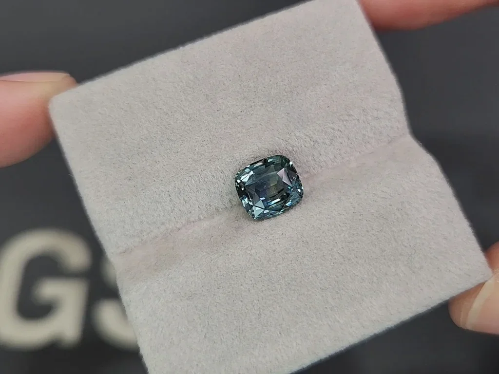 Unheated Teal sapphire cushion cut 2.53 carats, Sri Lanka Image №4
