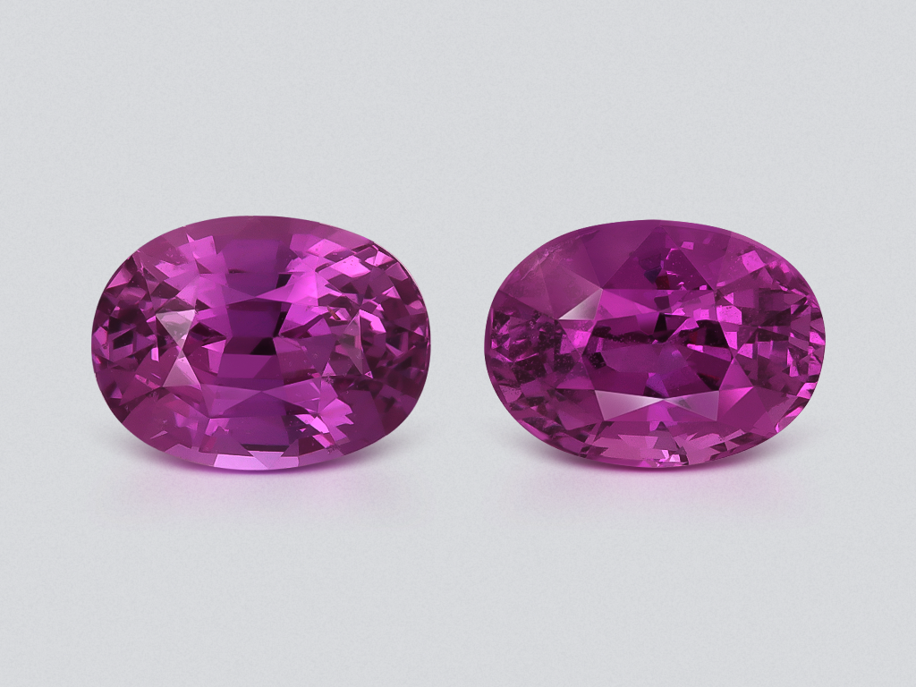 Pair of unheated sapphires Vivid Pink oval cut 3.05 carats, Madagascar Image №1