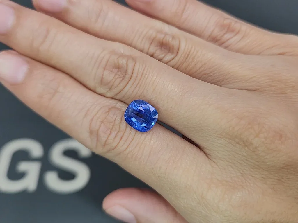 Unheated blue sapphire cushion cut 5.14 carats, Sri Lanka Image №2