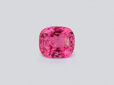 Spinel Mahenge Vivid Pink cushion cut 6.09 carats, Tanzania   photo