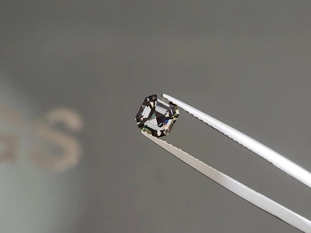 Sapphire Teal octagon cut 1.22 carats, Madagascar Image №6