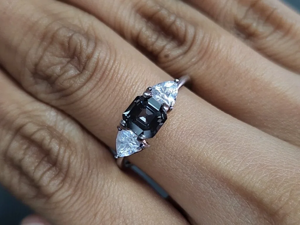 Sapphire Teal octagon cut 1.22 carats, Madagascar Image №11