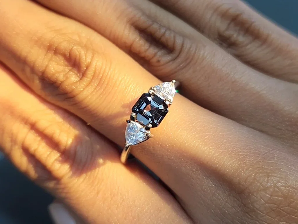 Sapphire Teal octagon cut 1.22 carats, Madagascar Image №13