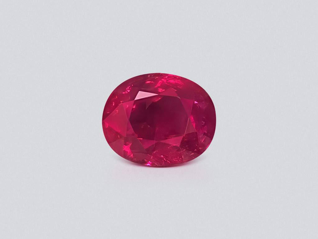 Unheated Pigeon's Blood red ruby in oval cut 5.27 carats, Burma (Mogok), GRS, SSEF Image №1