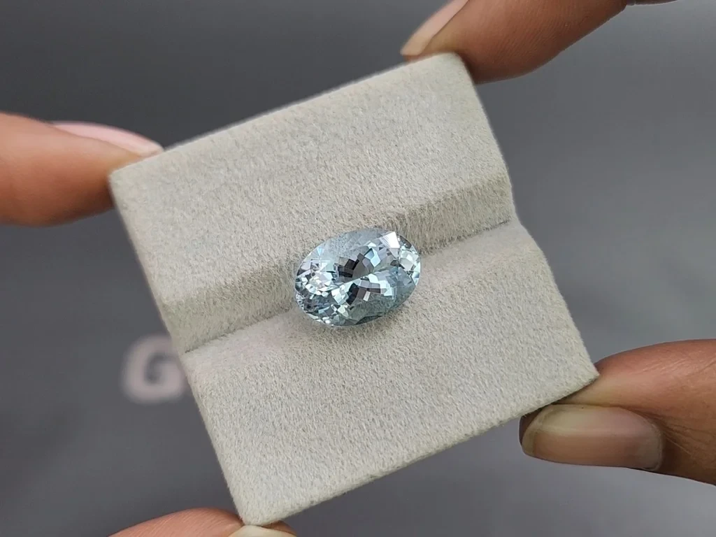 Aquamarine oval cut 5.38 carats, Madagascar  Image №4