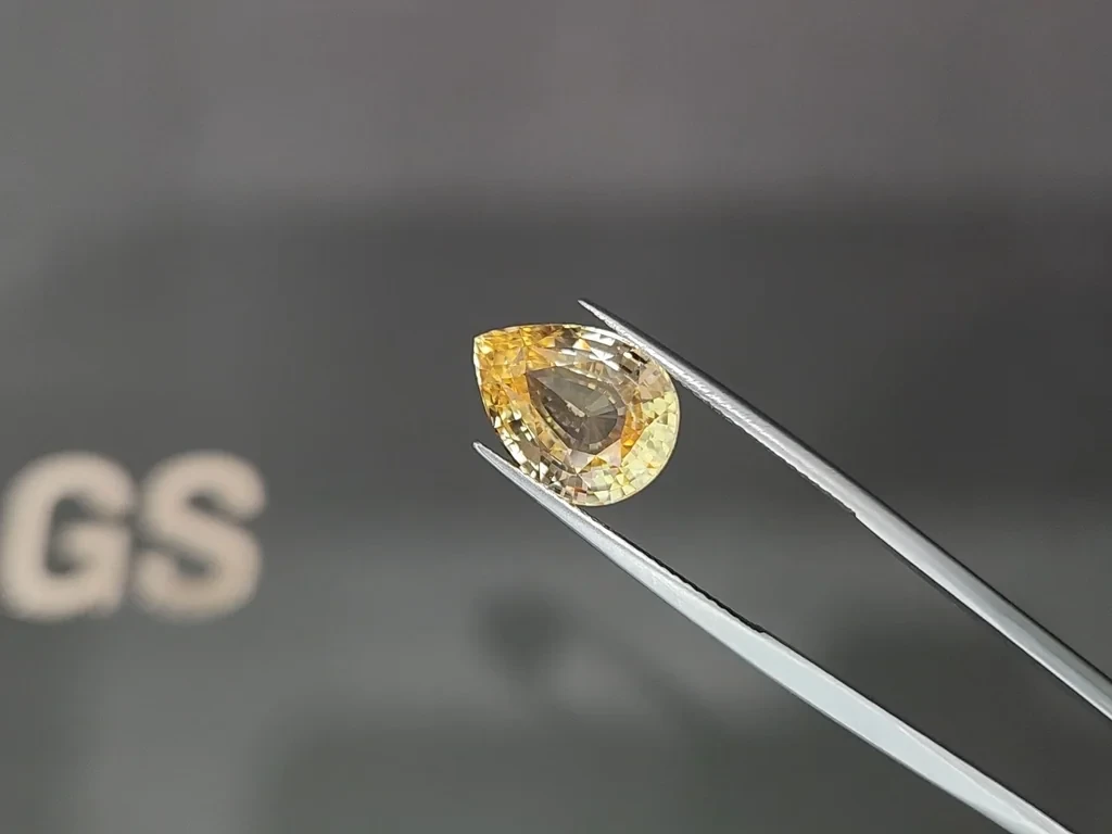 Unheated orangy-yellow sapphire in pear cut 7.04 carats, Madagascar Image №3