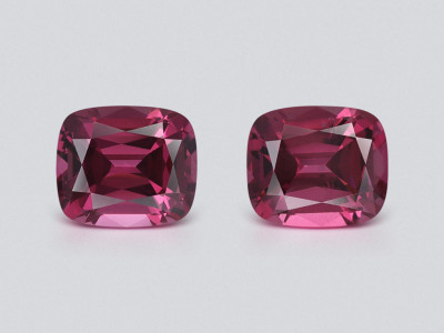 Pair of rhodolite garnets cushion cut 2.99 carats, Madagascar photo