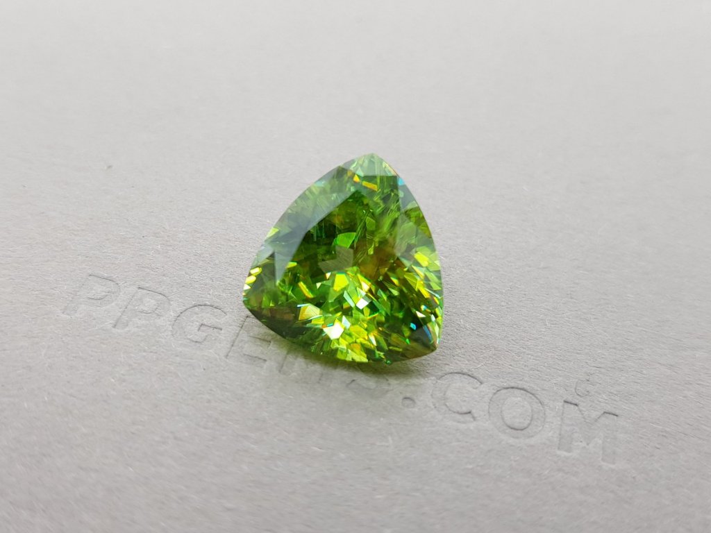 Trilliant cut green sphene 11.47 ct, Zimbabwe Image №2