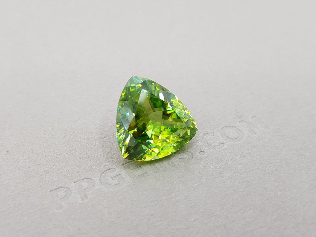 Trilliant cut green sphene 11.47 ct, Zimbabwe Image №3