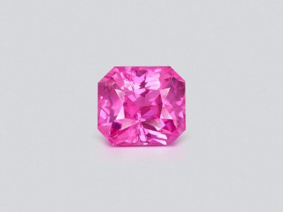 Pink spinel (Hot pink) Mahenge radiant cut 1.02 carats, Tanzania photo