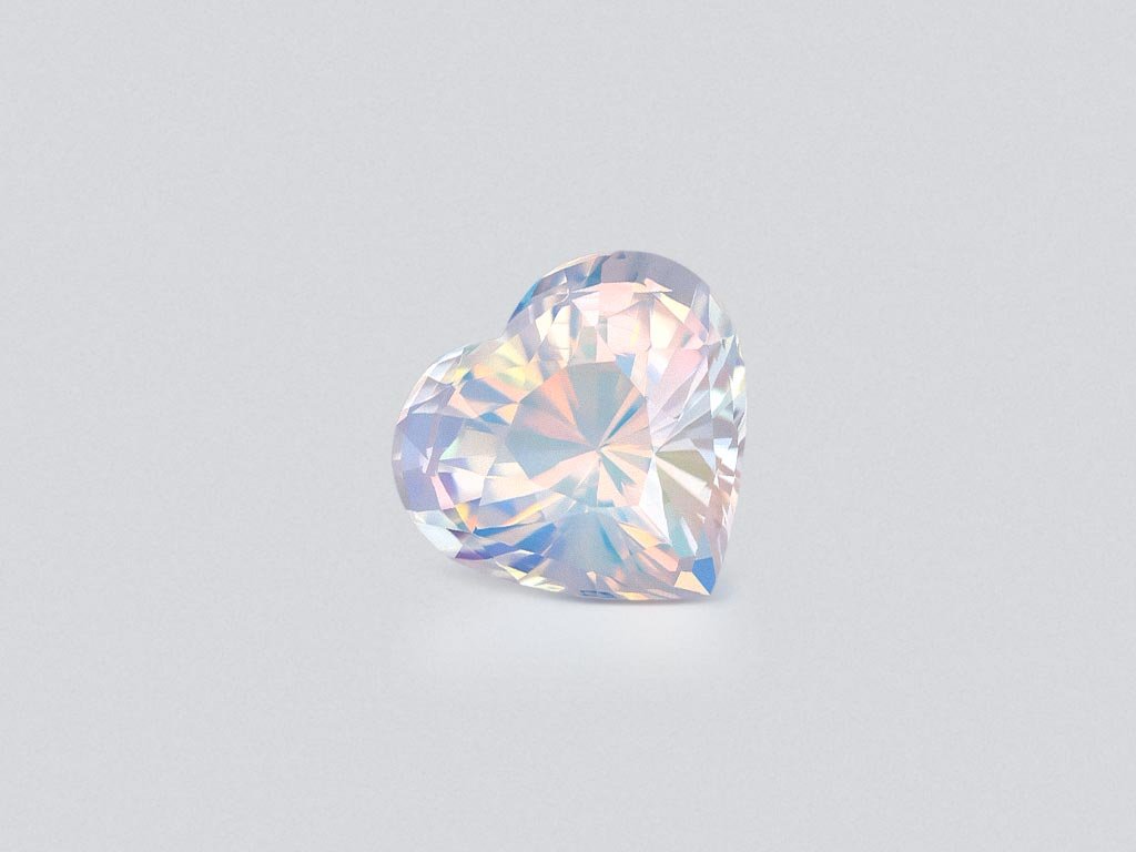 Rainbow moonstone in faceted heart cut 4.36 carats, Madagascar Image №1