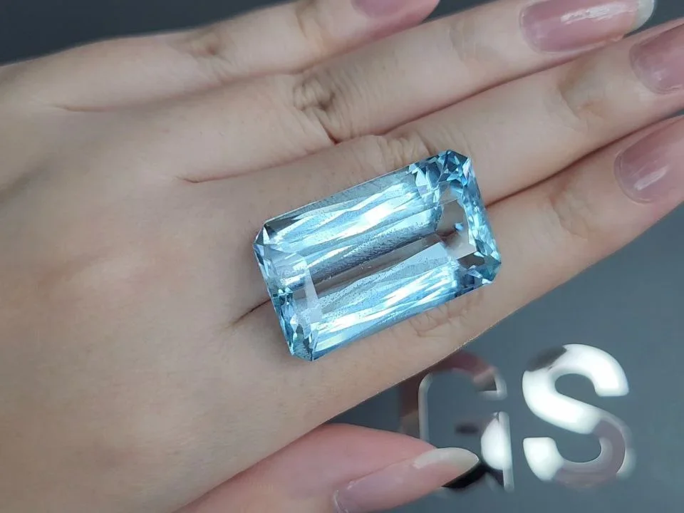 Large octagon cut aquamarine 50.36 carats, Madagascar Image №2