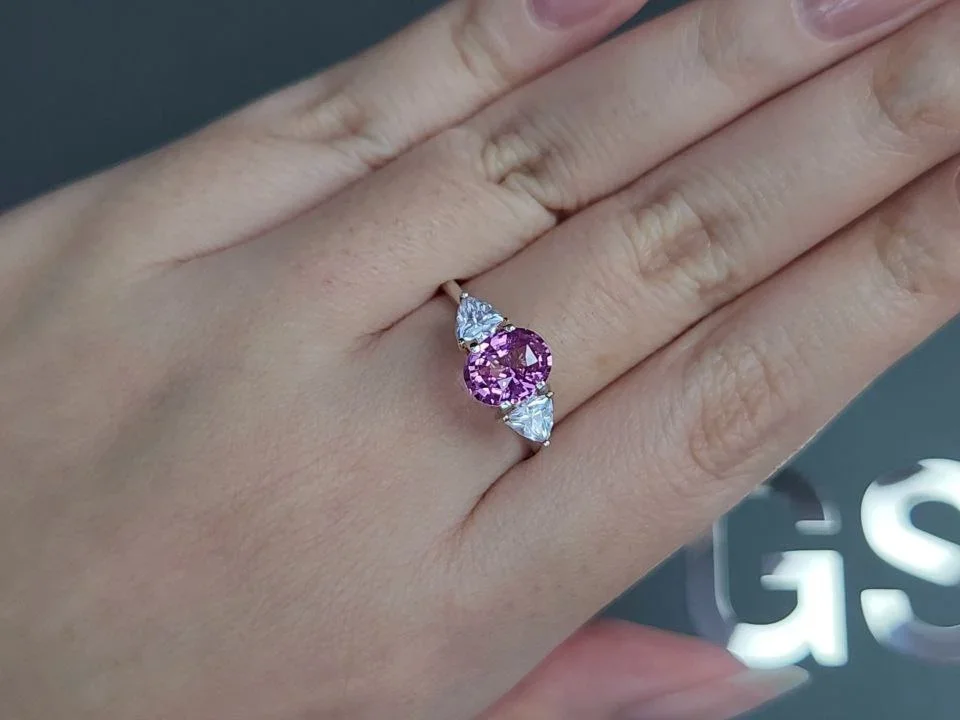 Pink spinel in oval cut 1.58 carats, Tanzania Image №5